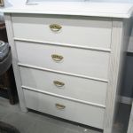 415 1328 CHEST OF DRAWERS